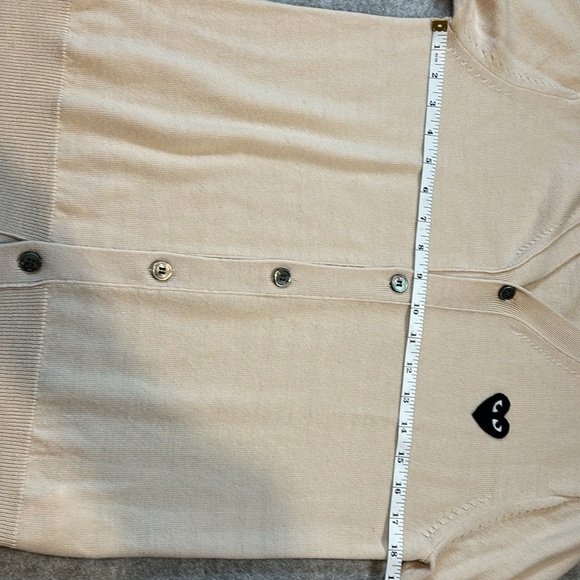 Comme Des Garcon PLAY Heart Patch  Cardigan in Beige. Made in Japan. - Picture 10 of 16